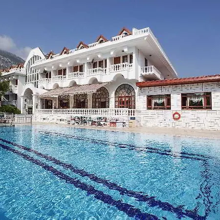 Hotel Larissa Mare